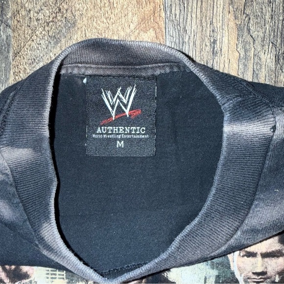 WWE 2007 T-Shirt Medium - Picture 2 of 3